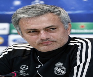   مصر اليوم - مورينيو يتواجد بشكل مفاجئ في لندن